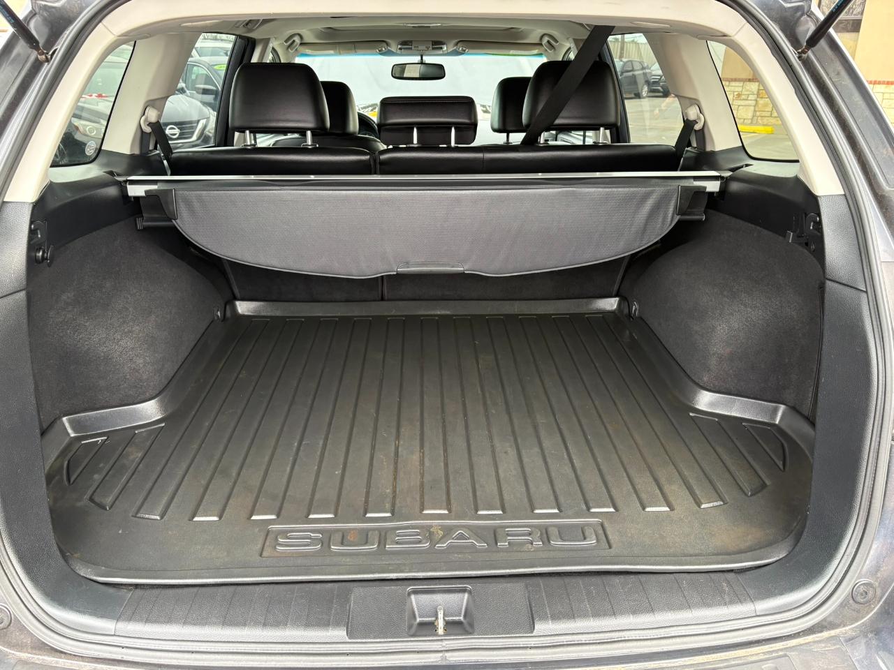 Subaru Outback 4dr Wgn H4 Auto 2.5i Limited Pwr Moon/Nav 2011