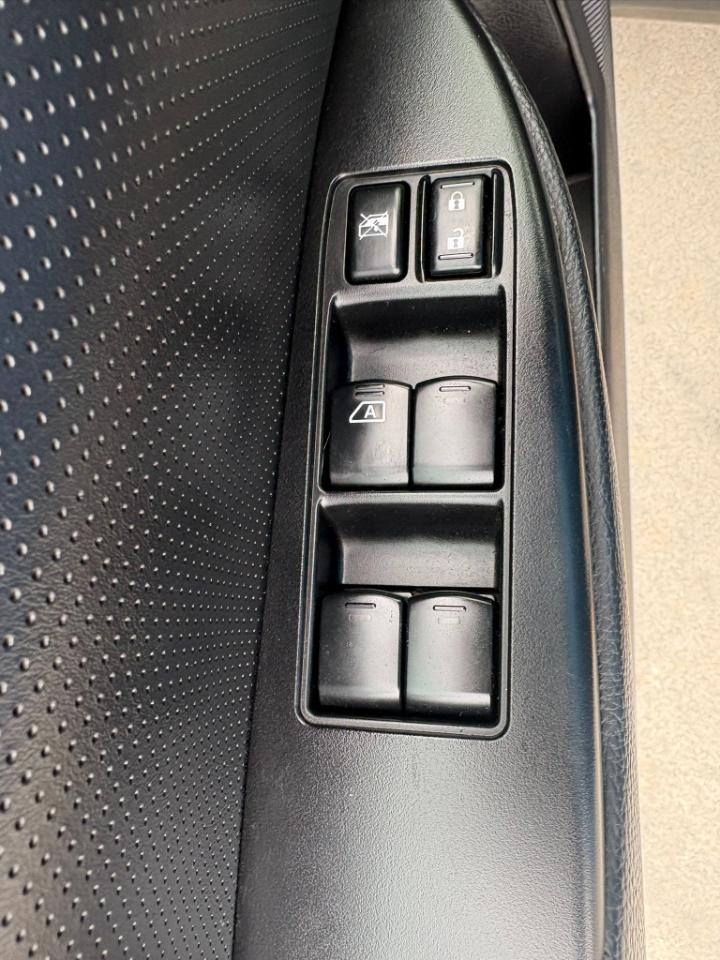 Subaru Outback 4dr Wgn H4 Auto 2.5i Limited Pwr Moon/Nav 2011