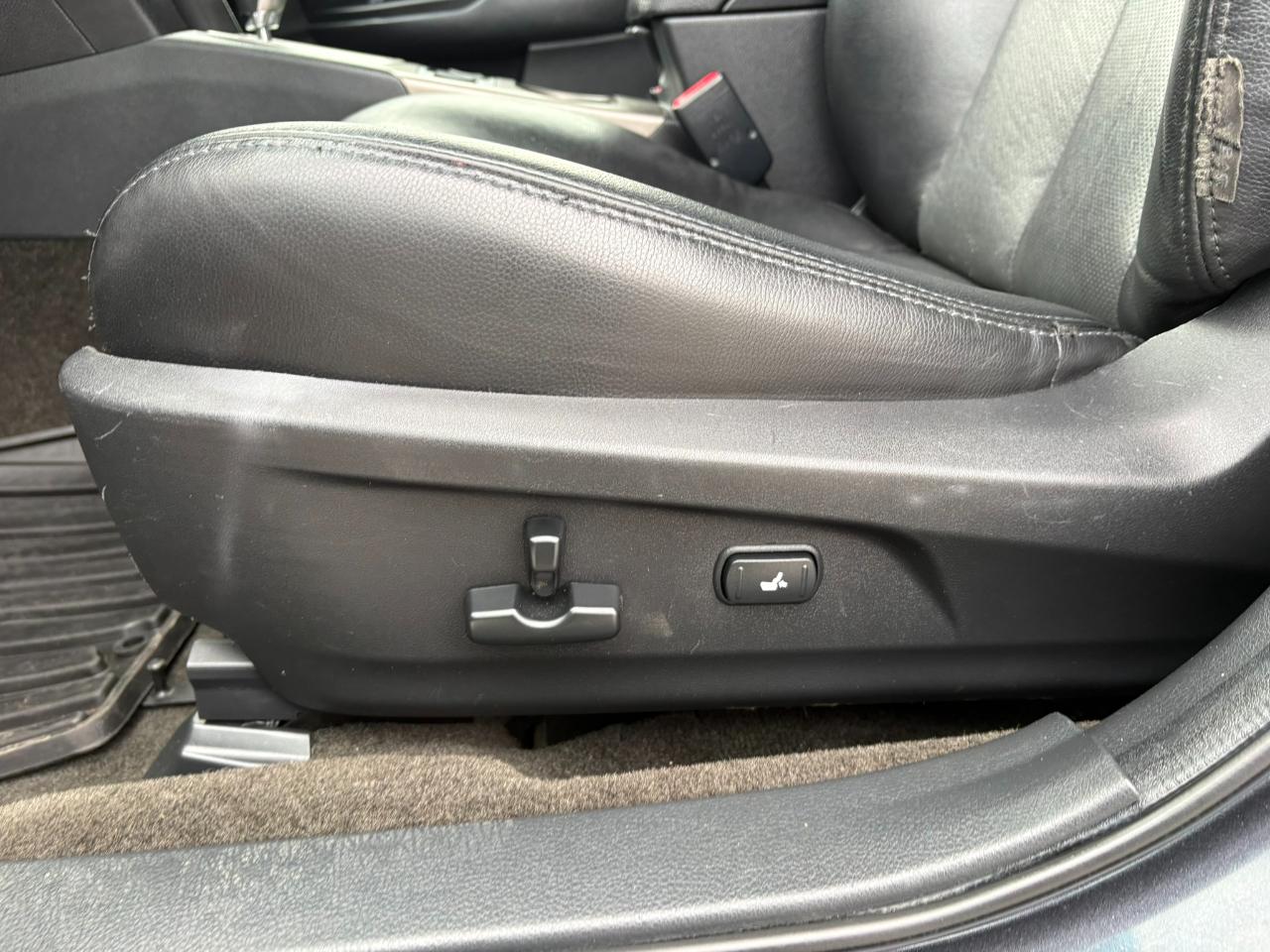 Subaru Outback 4dr Wgn H4 Auto 2.5i Limited Pwr Moon/Nav 2011