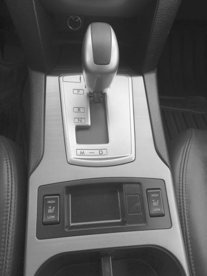 Subaru Outback 4dr Wgn H4 Auto 2.5i Limited Pwr Moon/Nav 2011