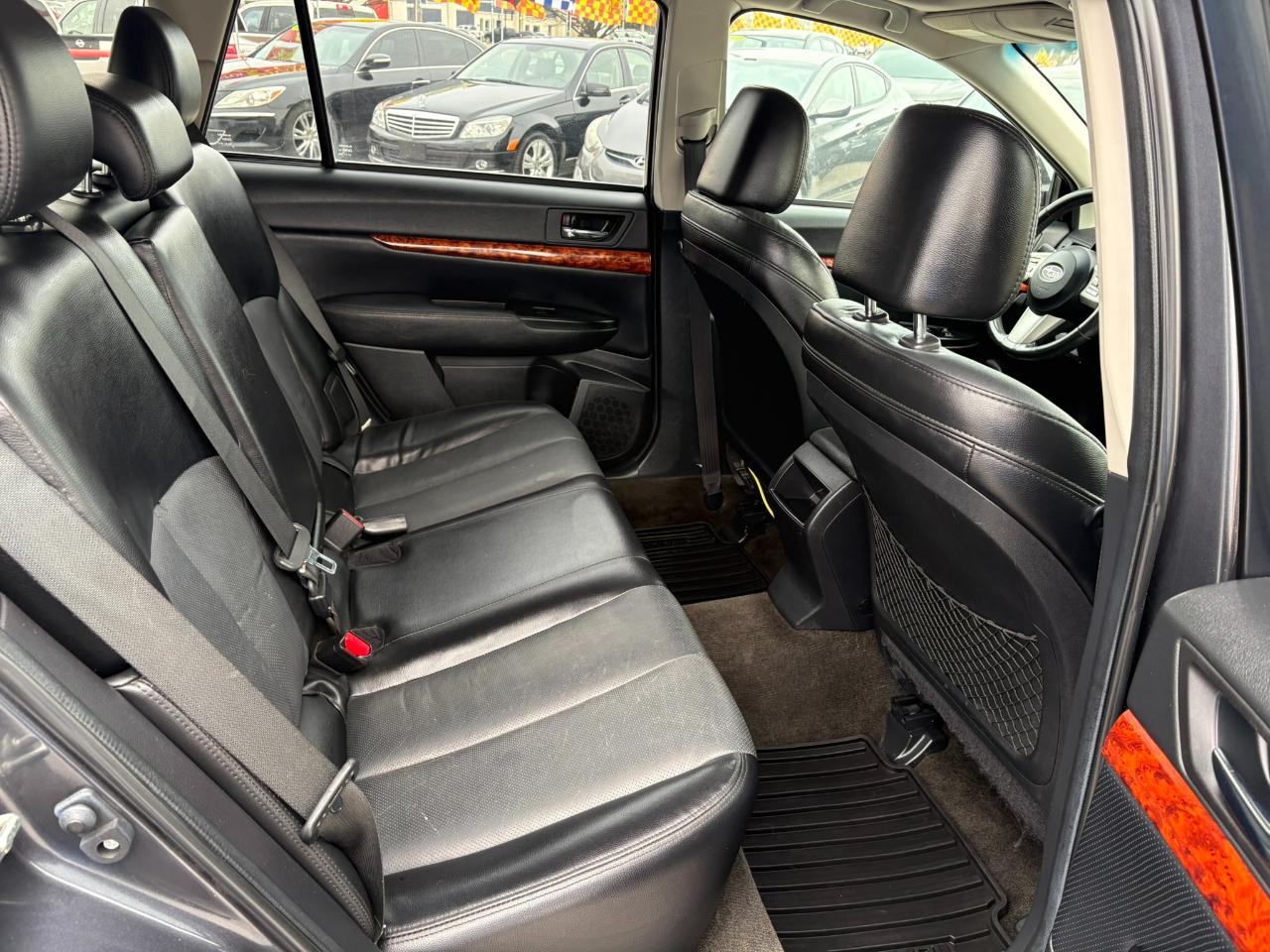 Subaru Outback 4dr Wgn H4 Auto 2.5i Limited Pwr Moon/Nav 2011