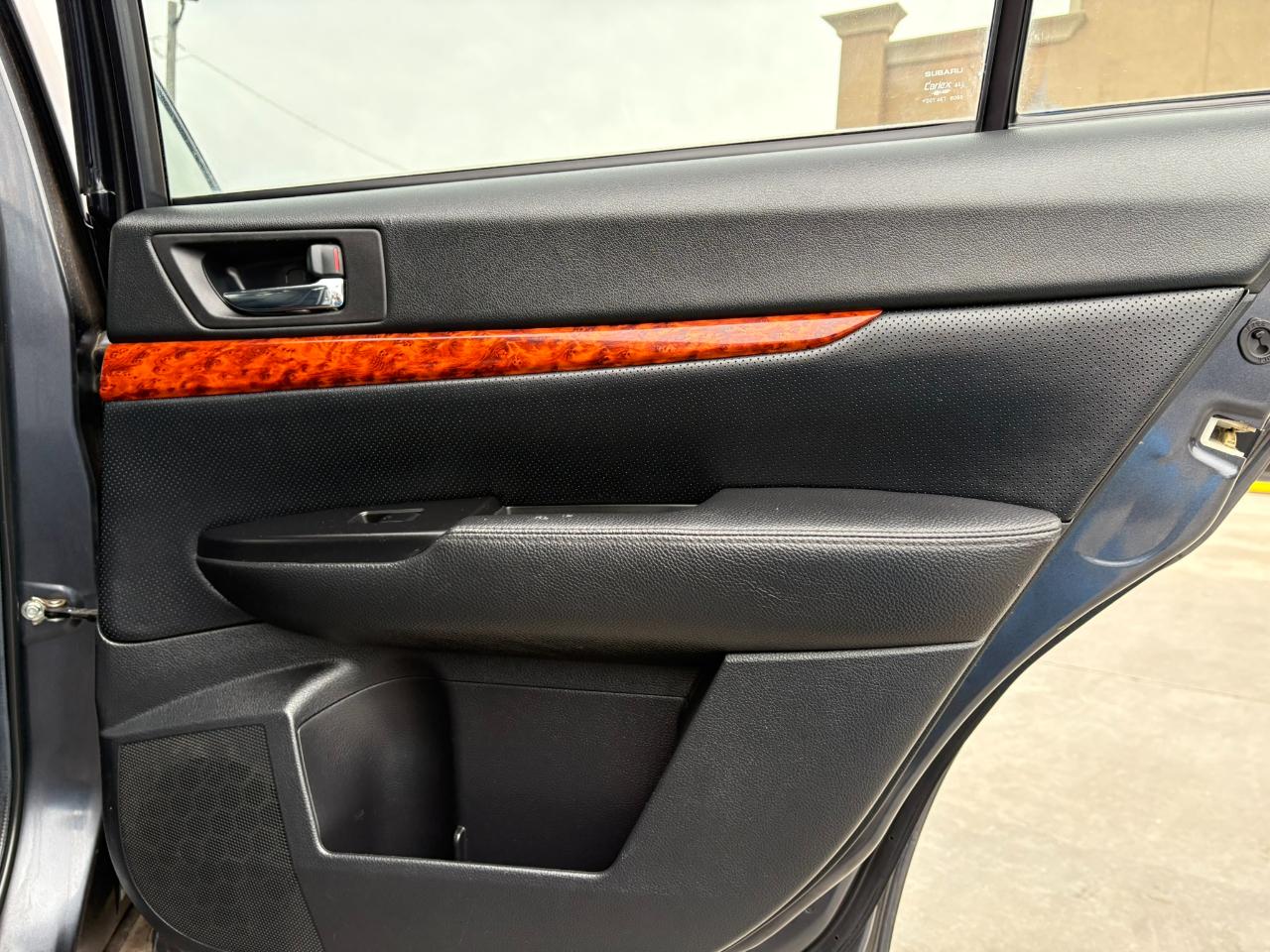 Subaru Outback 4dr Wgn H4 Auto 2.5i Limited Pwr Moon/Nav 2011