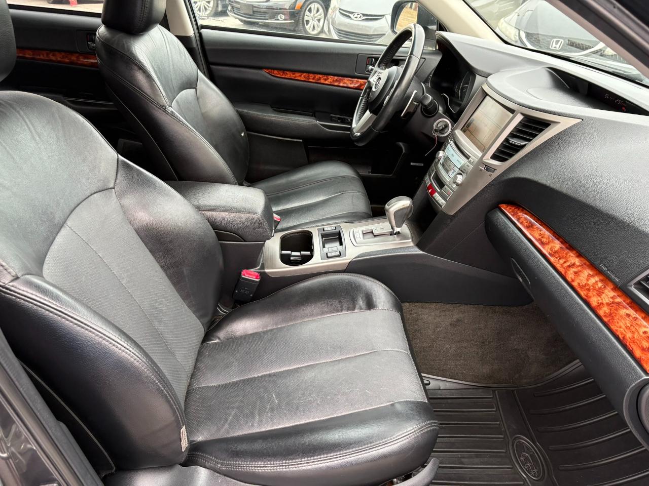 Subaru Outback 4dr Wgn H4 Auto 2.5i Limited Pwr Moon/Nav 2011