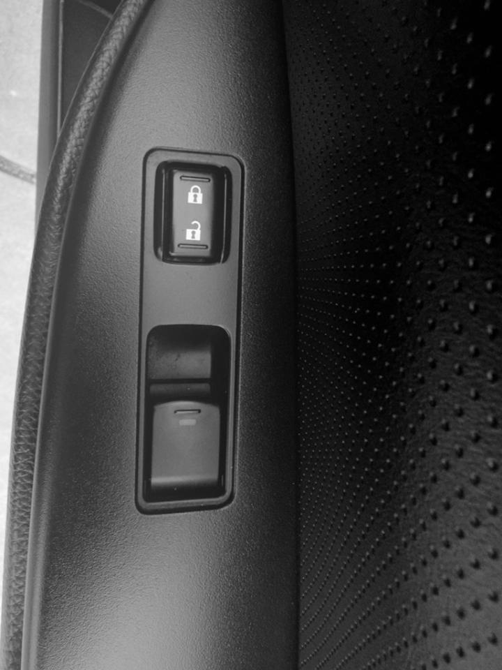 Subaru Outback 4dr Wgn H4 Auto 2.5i Limited Pwr Moon/Nav 2011