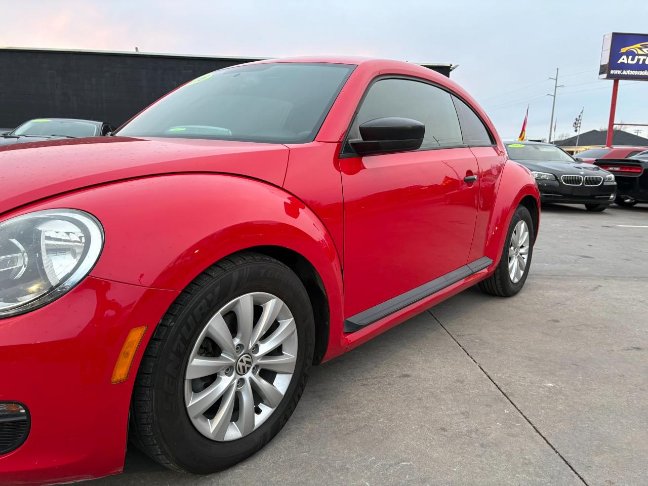 Volkswagen Beetle  2014