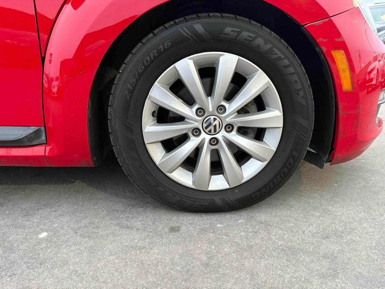 Volkswagen Beetle  2014