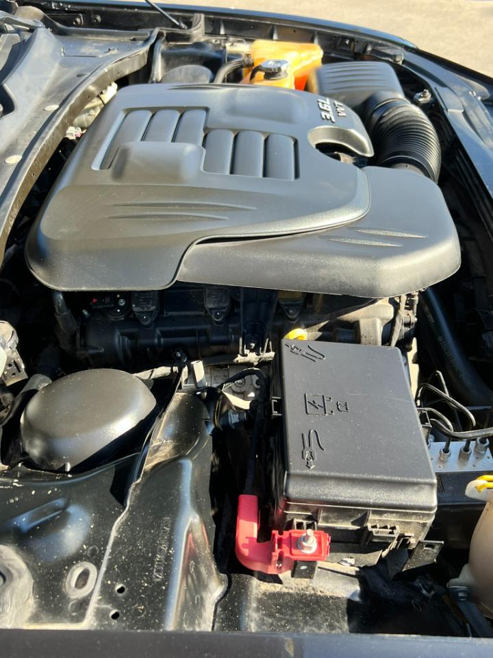 Chrysler 300 4dr Sdn RWD 2014