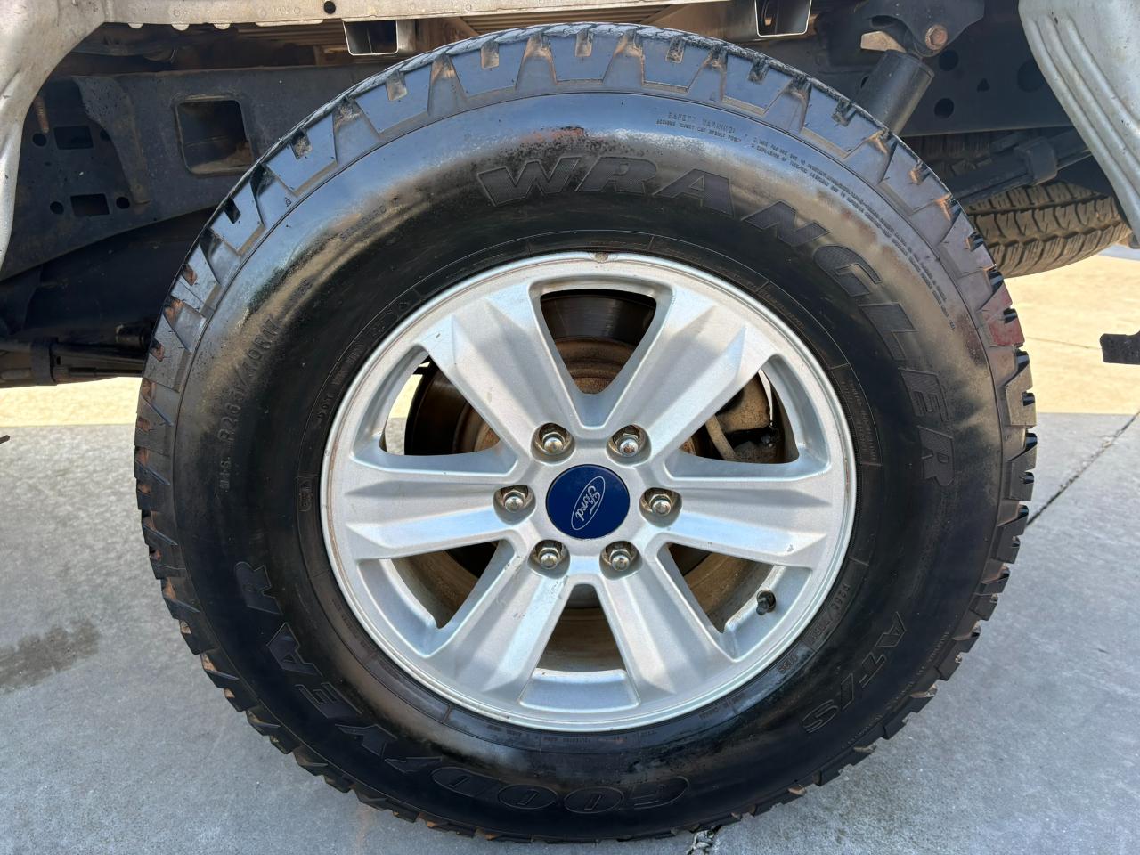 Ford F-150 Lariat 4WD SuperCrew 6.5' Box 2017