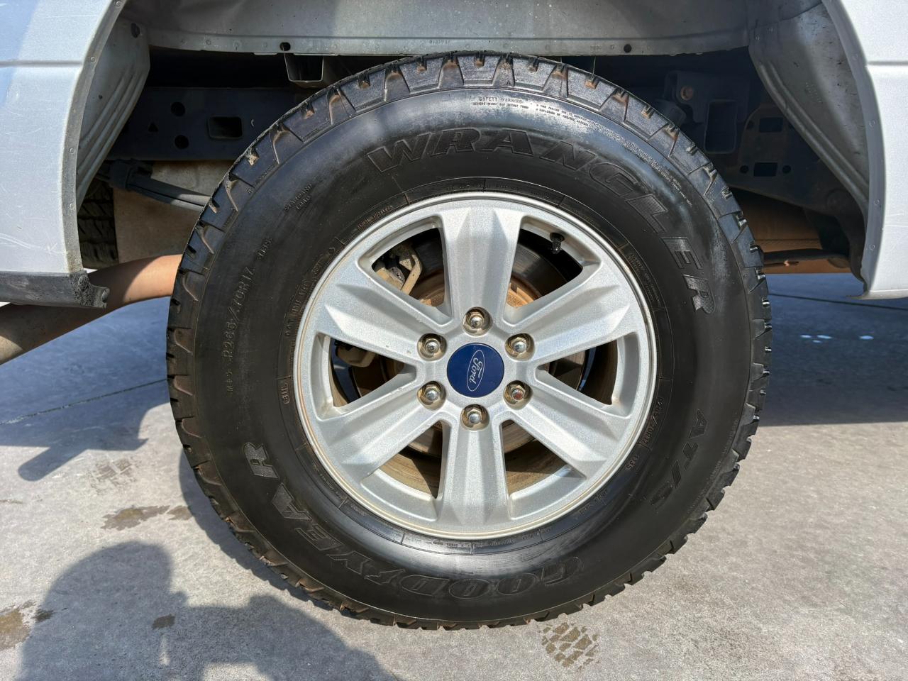 Ford F-150 Lariat 4WD SuperCrew 6.5' Box 2017