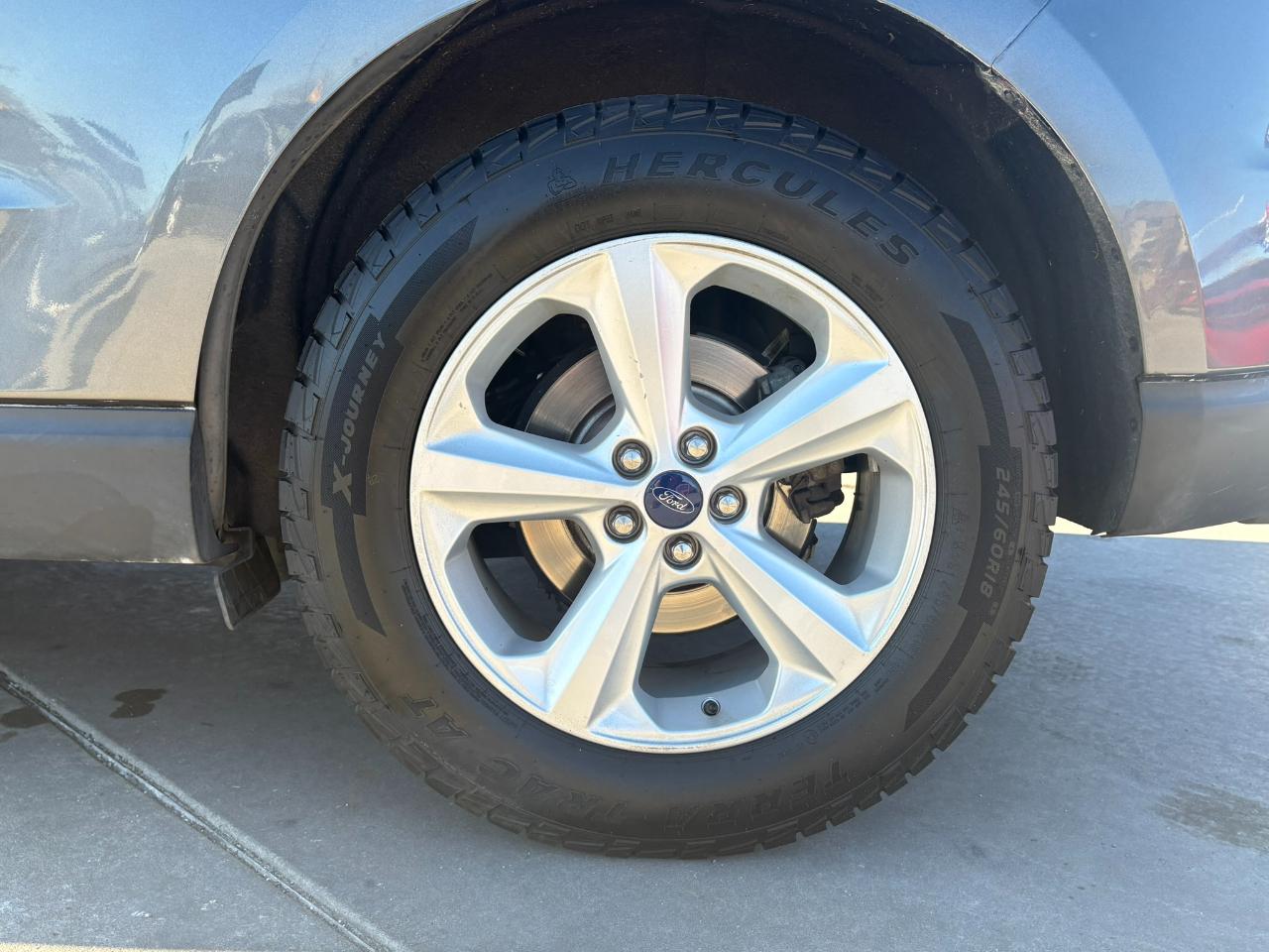 Ford Edge 4dr SE FWD 2016