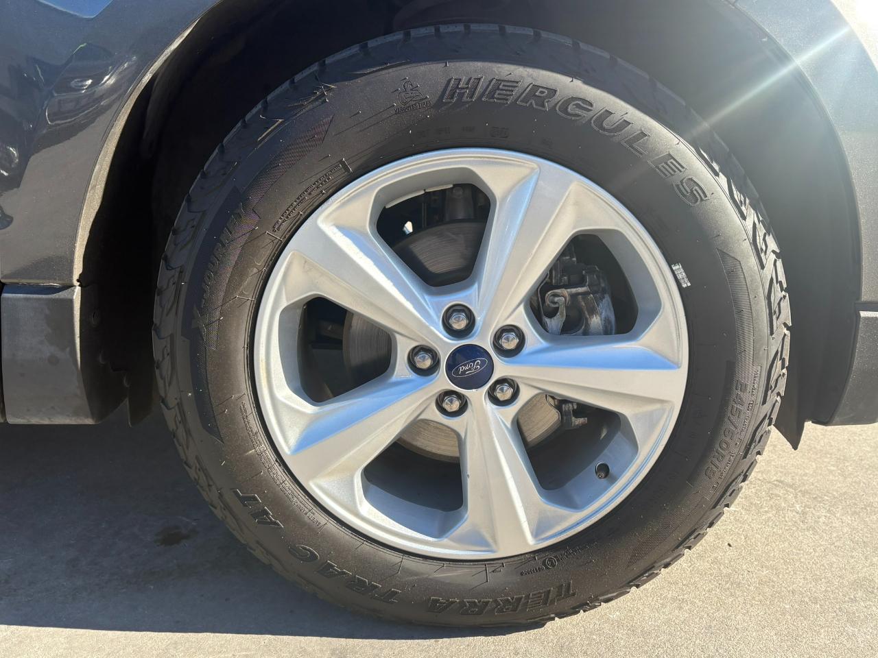 Ford Edge 4dr SE FWD 2016