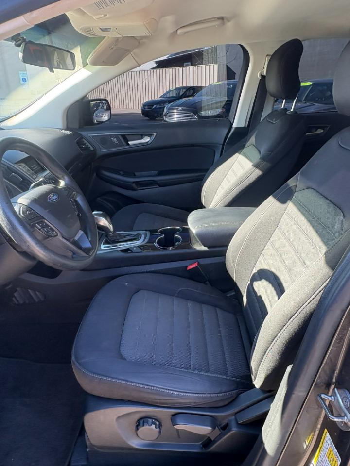 Ford Edge 4dr SE FWD 2016