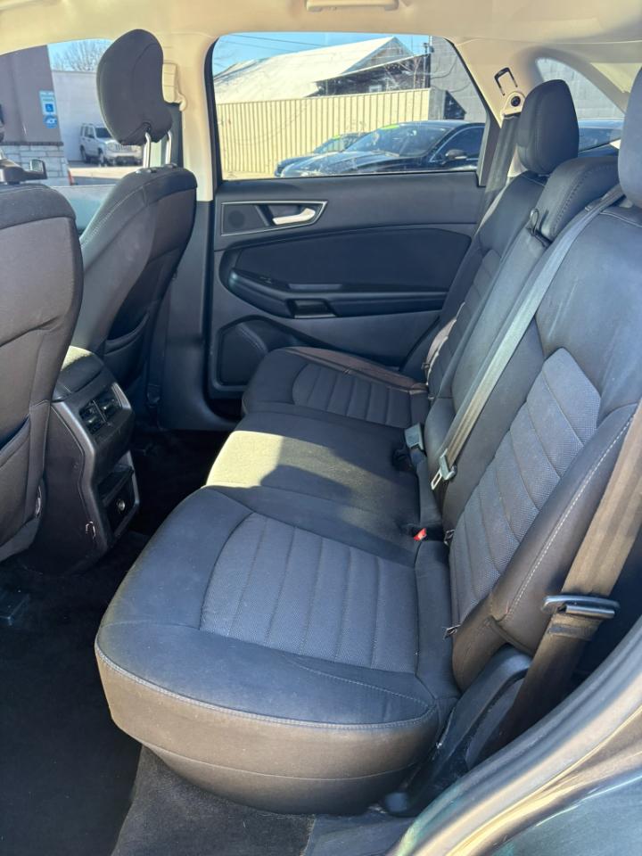 Ford Edge 4dr SE FWD 2016