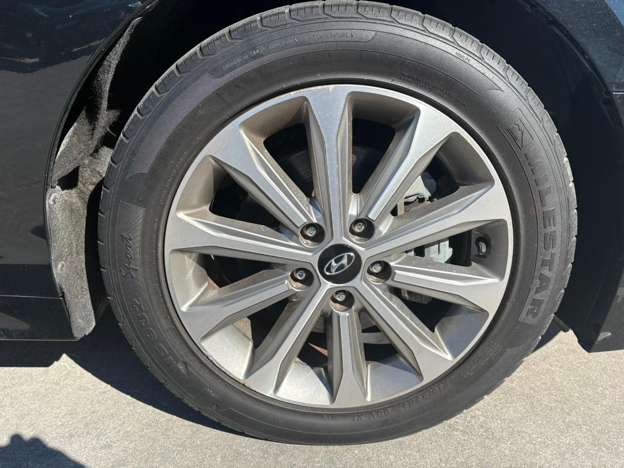 Hyundai Sonata 4dr Sdn 2.4L Limited 2016