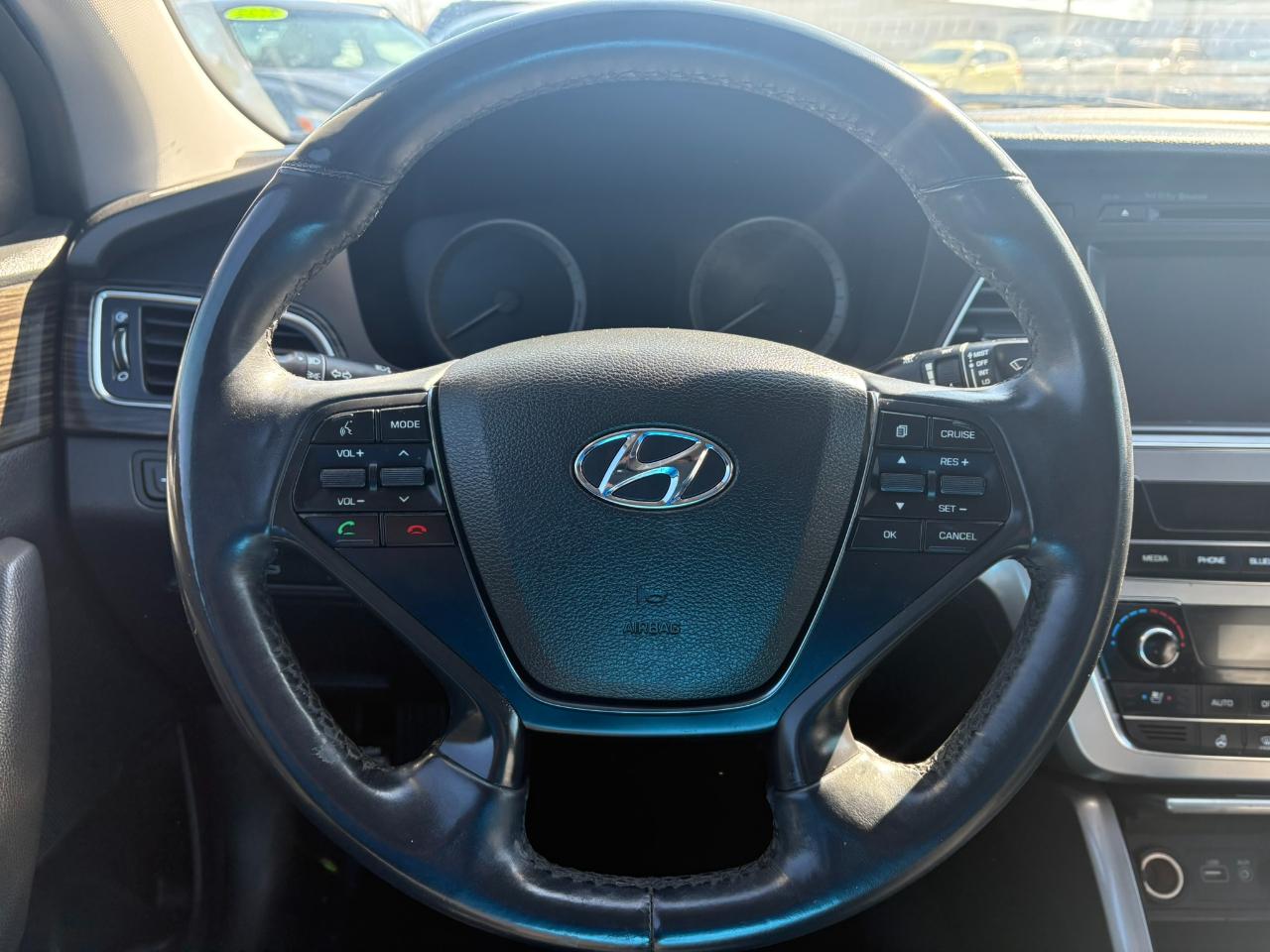 Hyundai Sonata 4dr Sdn 2.4L Limited 2016