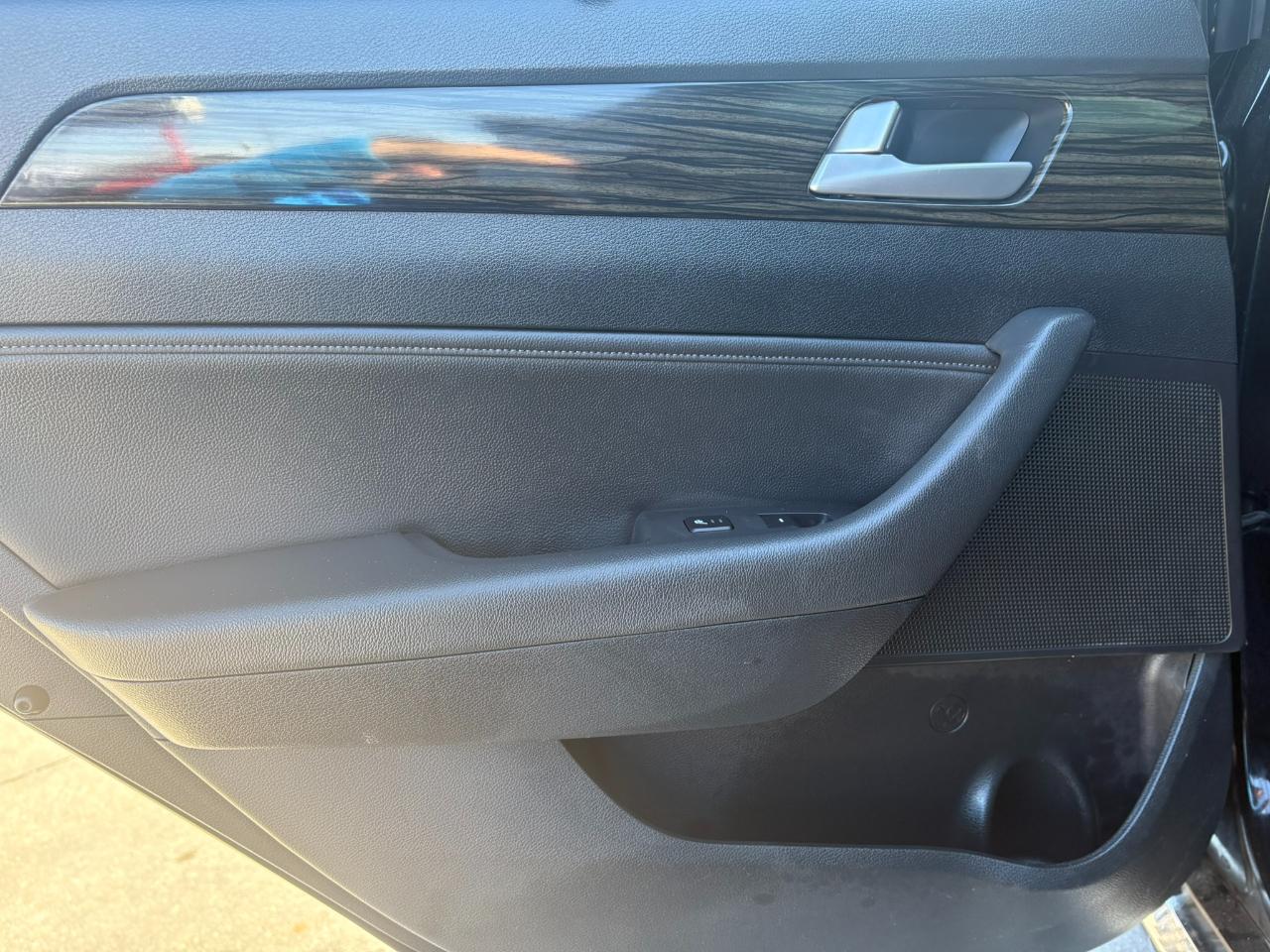 Hyundai Sonata 4dr Sdn 2.4L Limited 2016