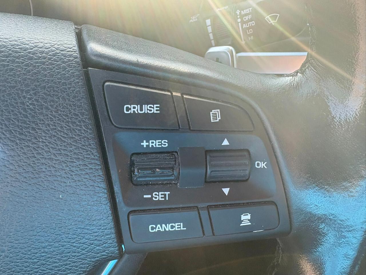 Hyundai Genesis 4dr Sdn V6 3.8L AWD 2015