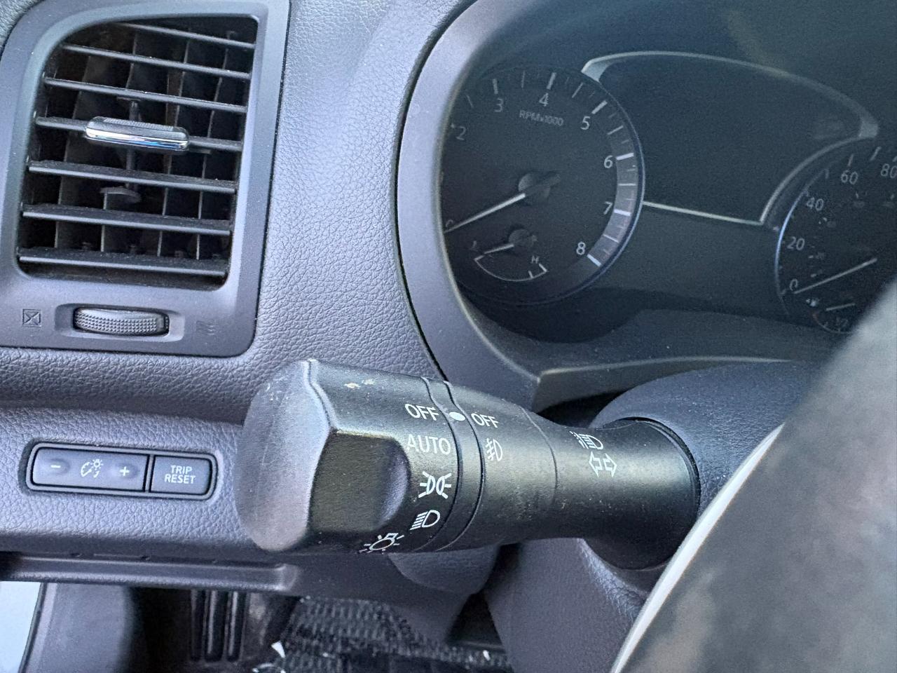 Nissan Altima 2.5 SR Sedan 2017