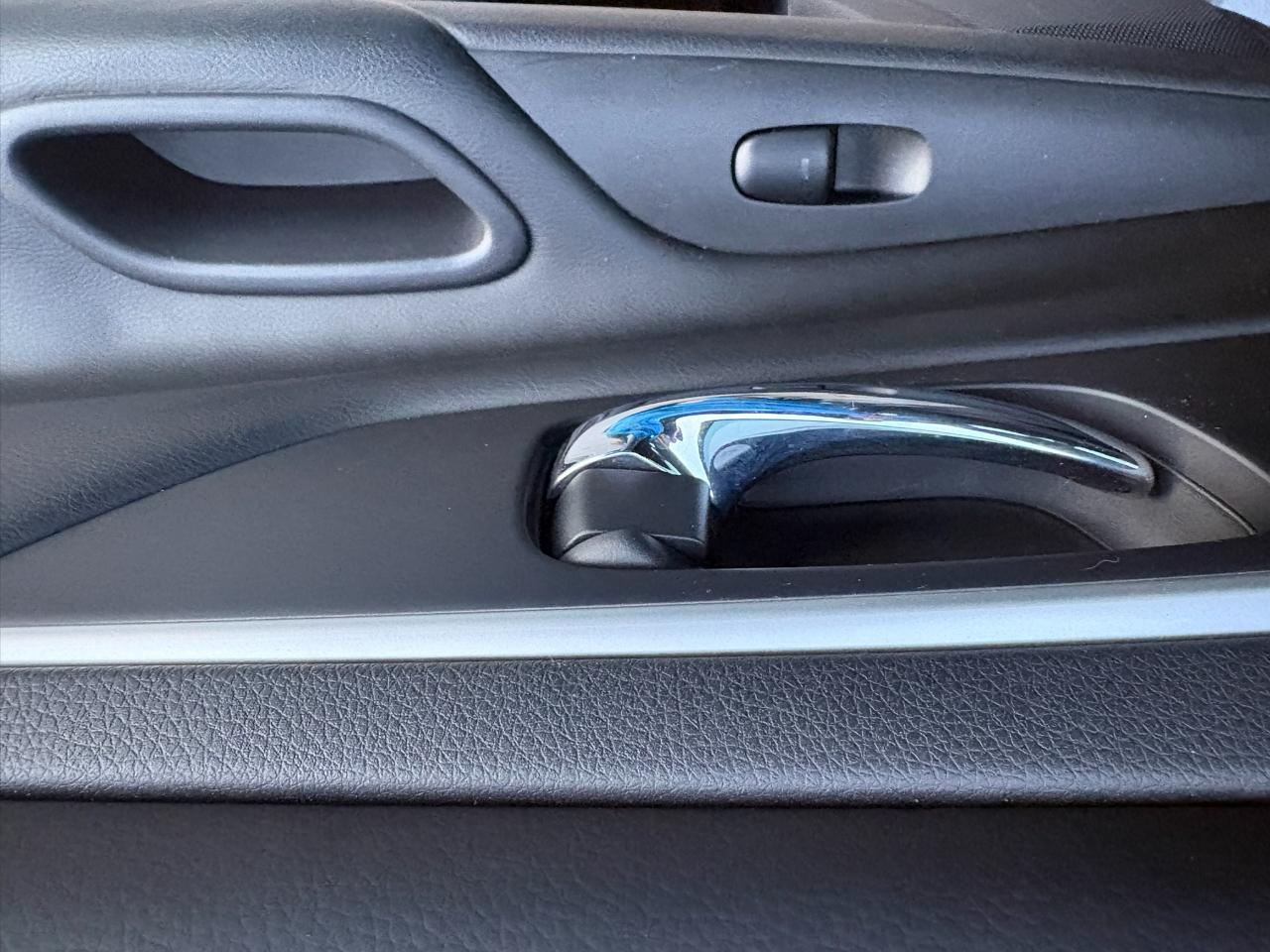 Nissan Altima 2.5 SR Sedan 2017