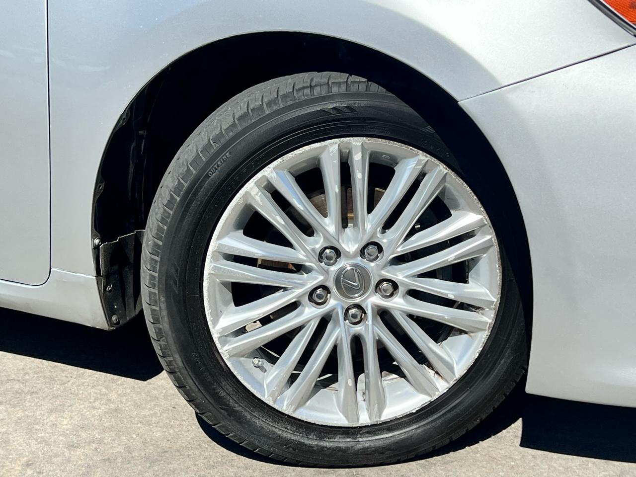 Lexus ES 350 4dr Sdn 2013