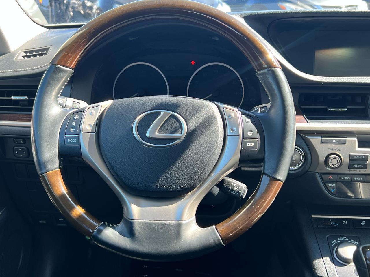 Lexus ES 350 4dr Sdn 2013