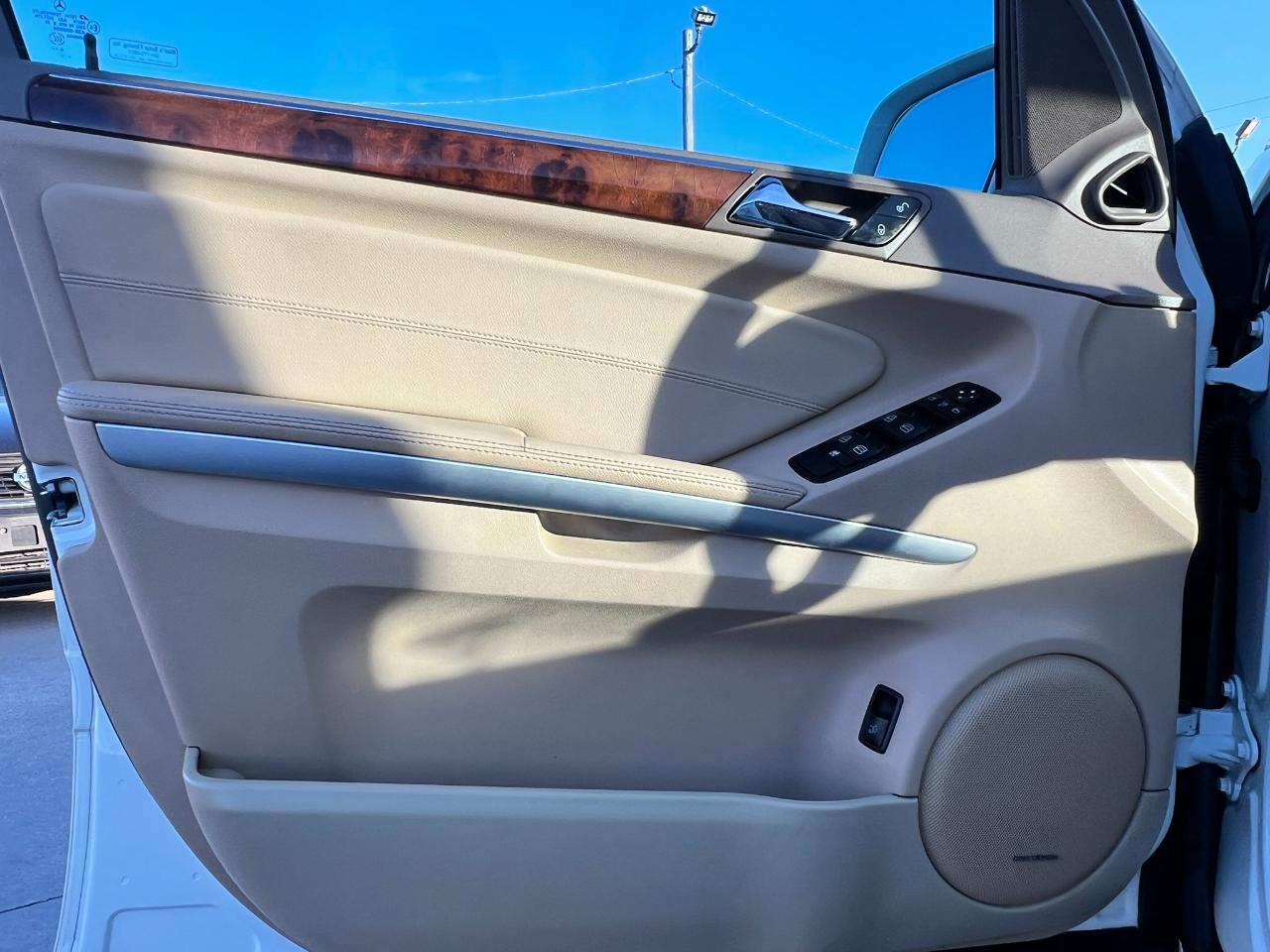 Mercedes-Benz M-Class 4MATIC 4dr ML 350 2010