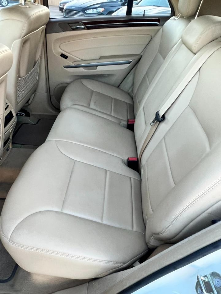 Mercedes-Benz M-Class 4MATIC 4dr ML 350 2010