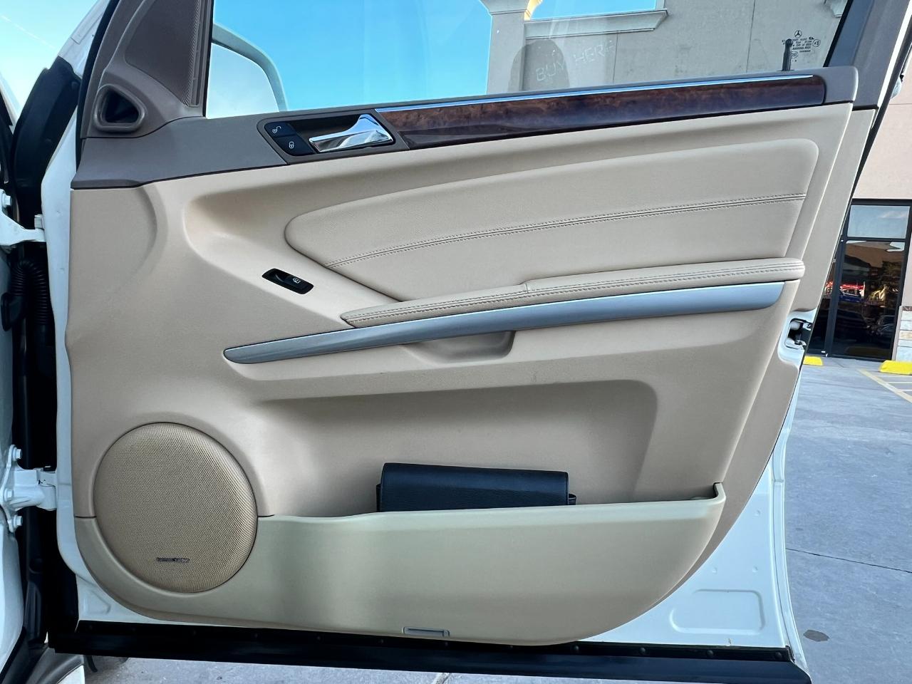 Mercedes-Benz M-Class 4MATIC 4dr ML 350 2010