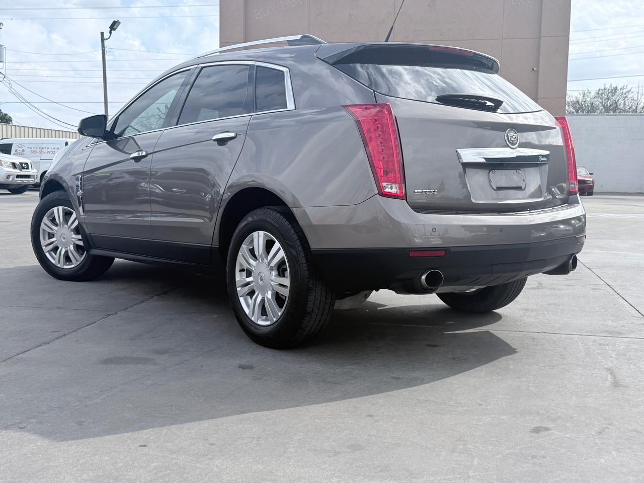 Cadillac SRX FWD 4dr Luxury Collection 2011