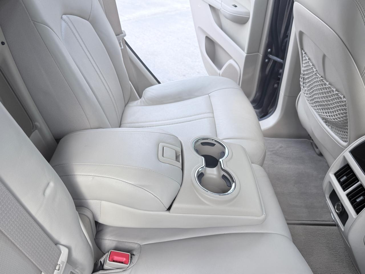 Cadillac SRX FWD 4dr Luxury Collection 2011