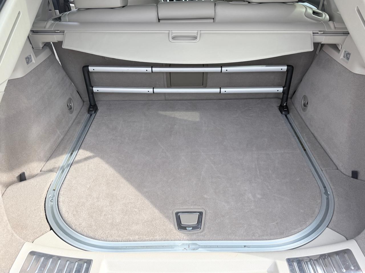 Cadillac SRX FWD 4dr Luxury Collection 2011