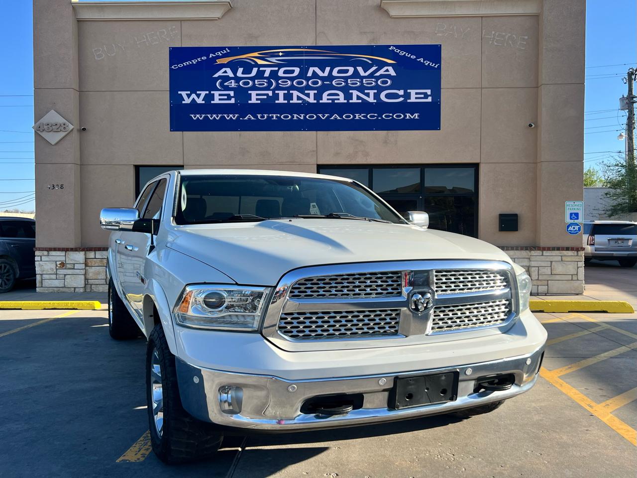 2016 RAM 1500 Laramie Crew Cab 4WD