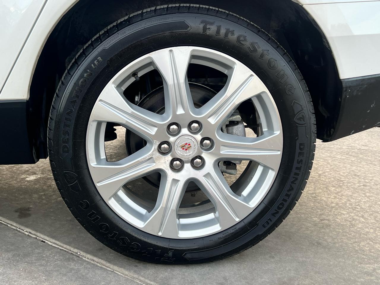 Cadillac SRX FWD 4dr Premium Collection 2013