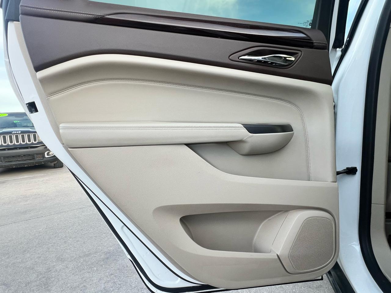 Cadillac SRX FWD 4dr Premium Collection 2013