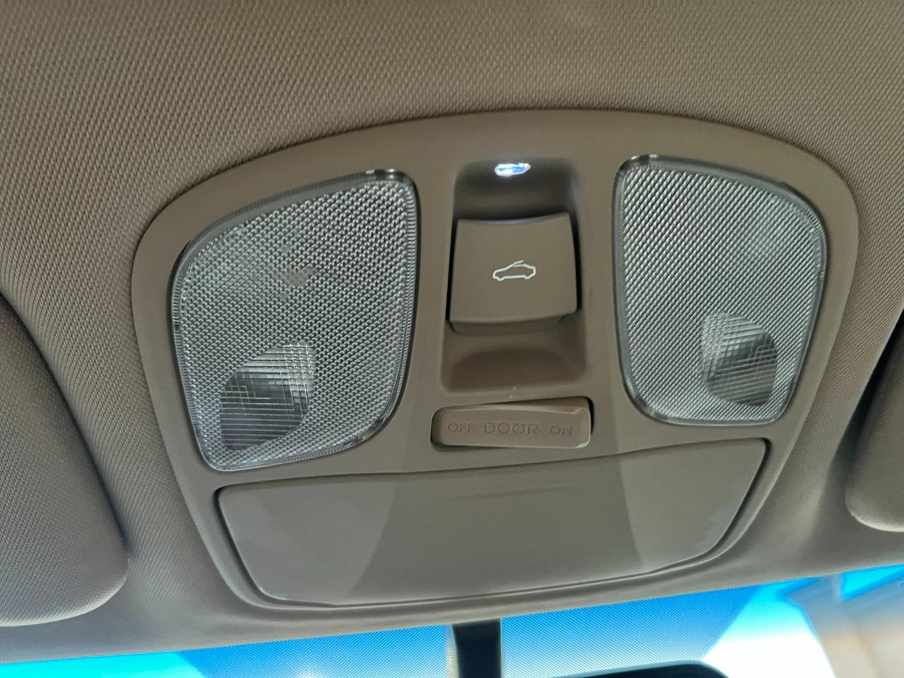 Hyundai Sonata 4dr Sdn 2.4L Auto Limited 2012