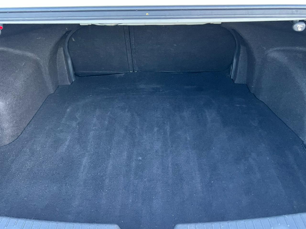 Hyundai Sonata 4dr Sdn 2.4L Auto Limited 2012