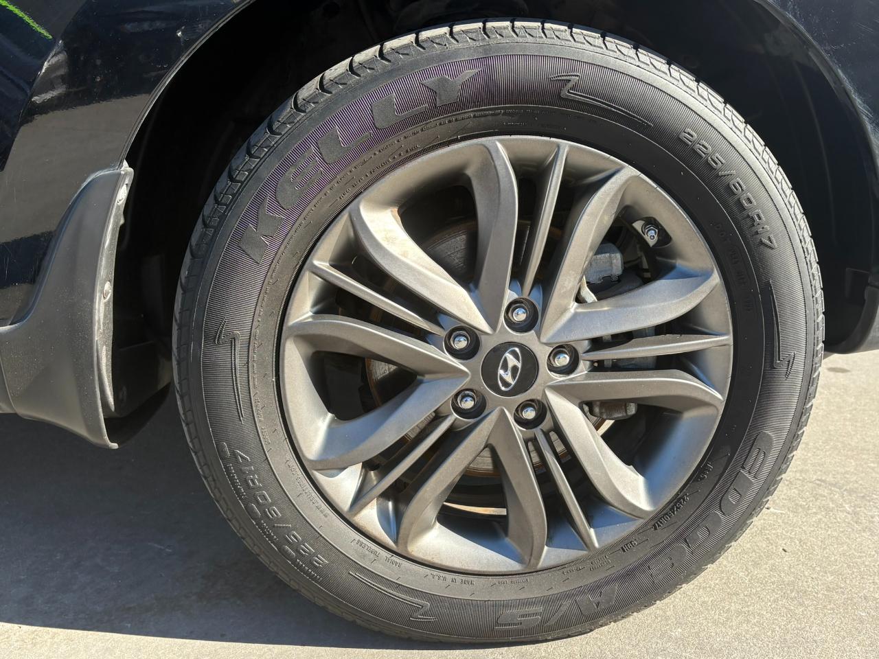 Hyundai Tucson FWD 4dr GLS 2015