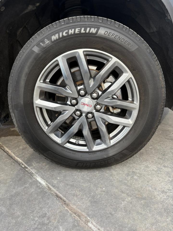 GMC Acadia FWD 4dr SLT w/SLT-1 2018