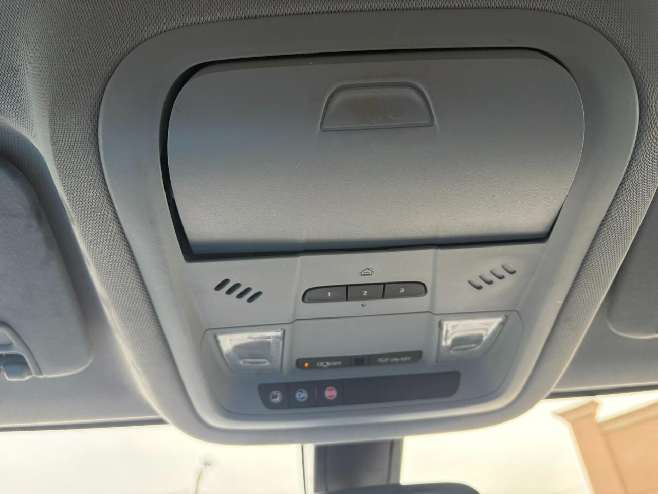 GMC Acadia FWD 4dr SLT w/SLT-1 2018