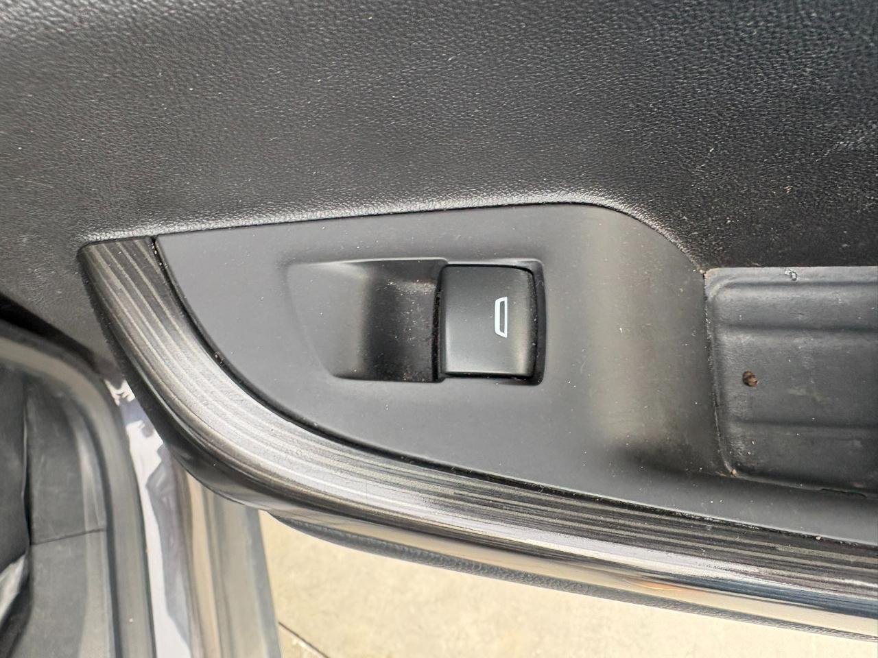 GMC Acadia FWD 4dr SLT w/SLT-1 2018