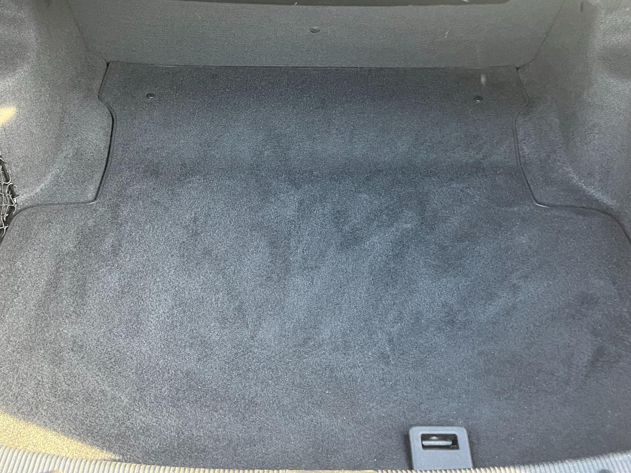 Mercedes-Benz C-Class 4dr Sdn C 300 Luxury RWD 2010