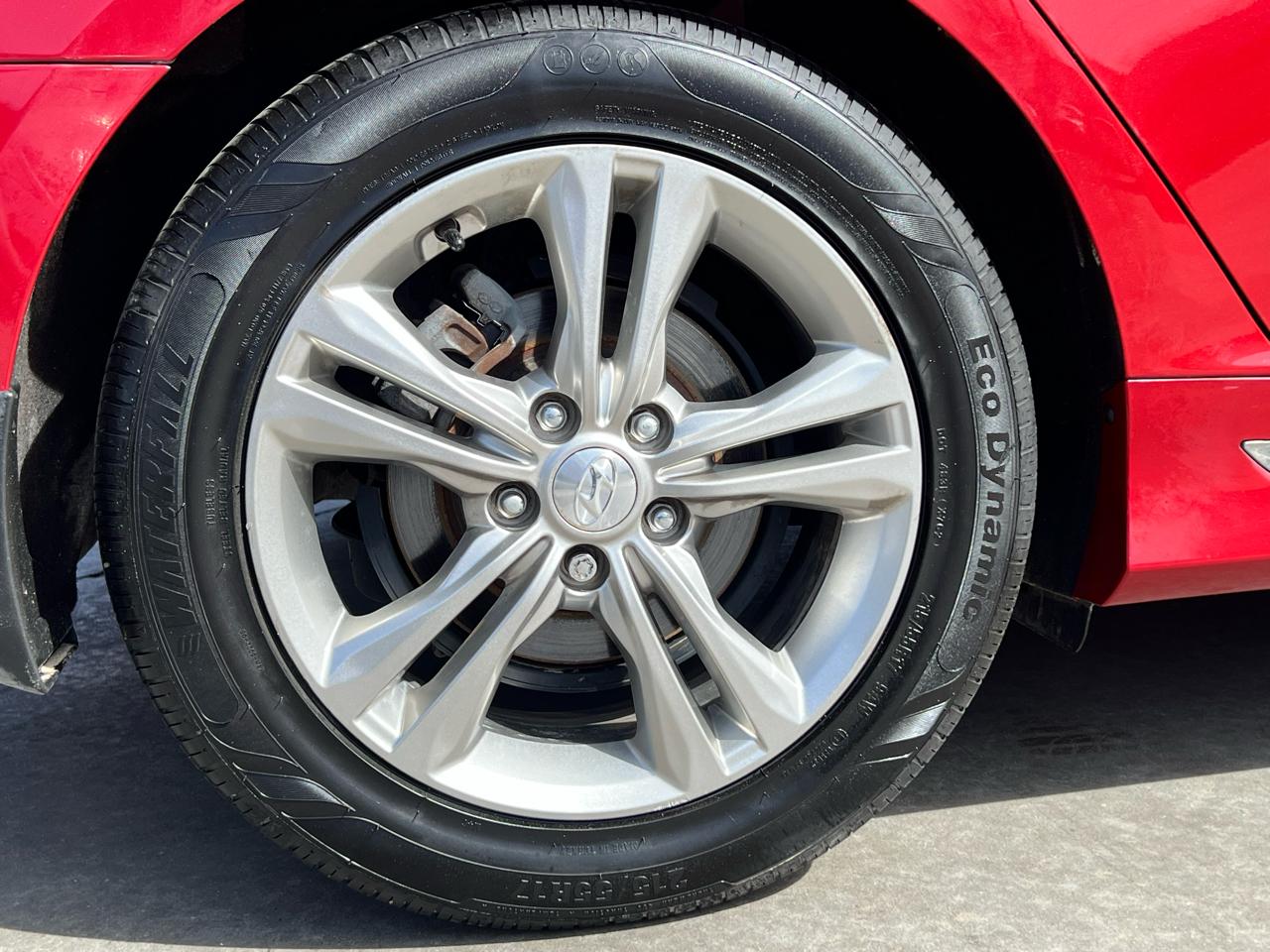 Hyundai Sonata Sport 2.4L 2019