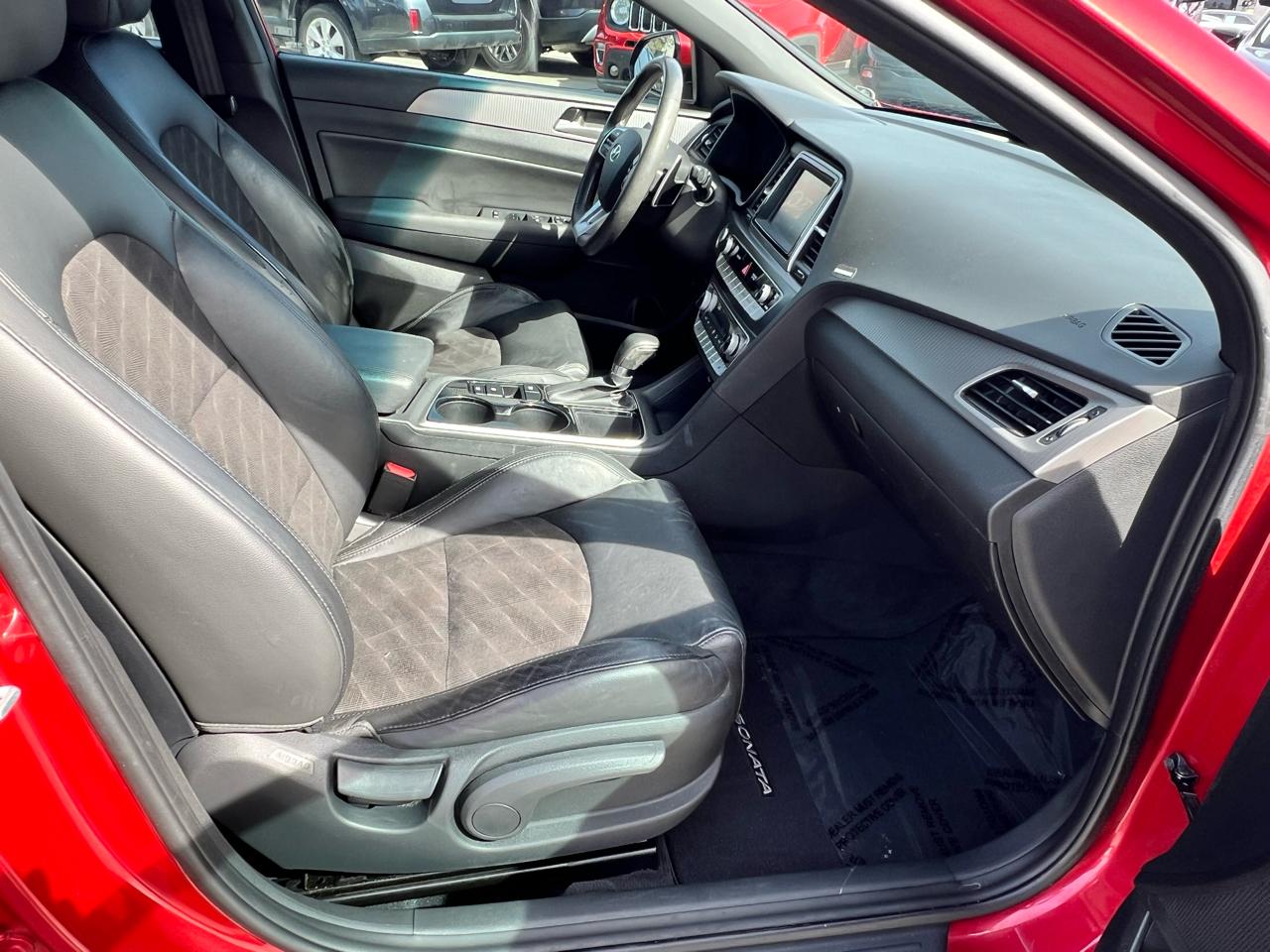 Hyundai Sonata Sport 2.4L 2019