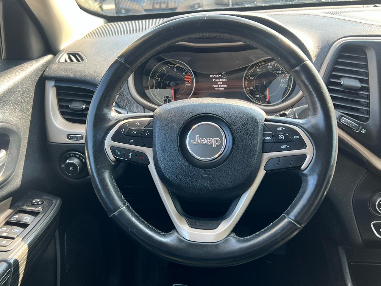 Jeep Cherokee FWD 4dr Limited 2016