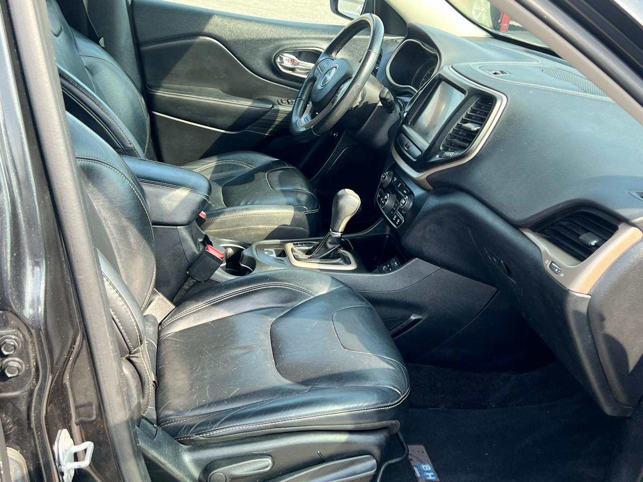 Jeep Cherokee FWD 4dr Limited 2016