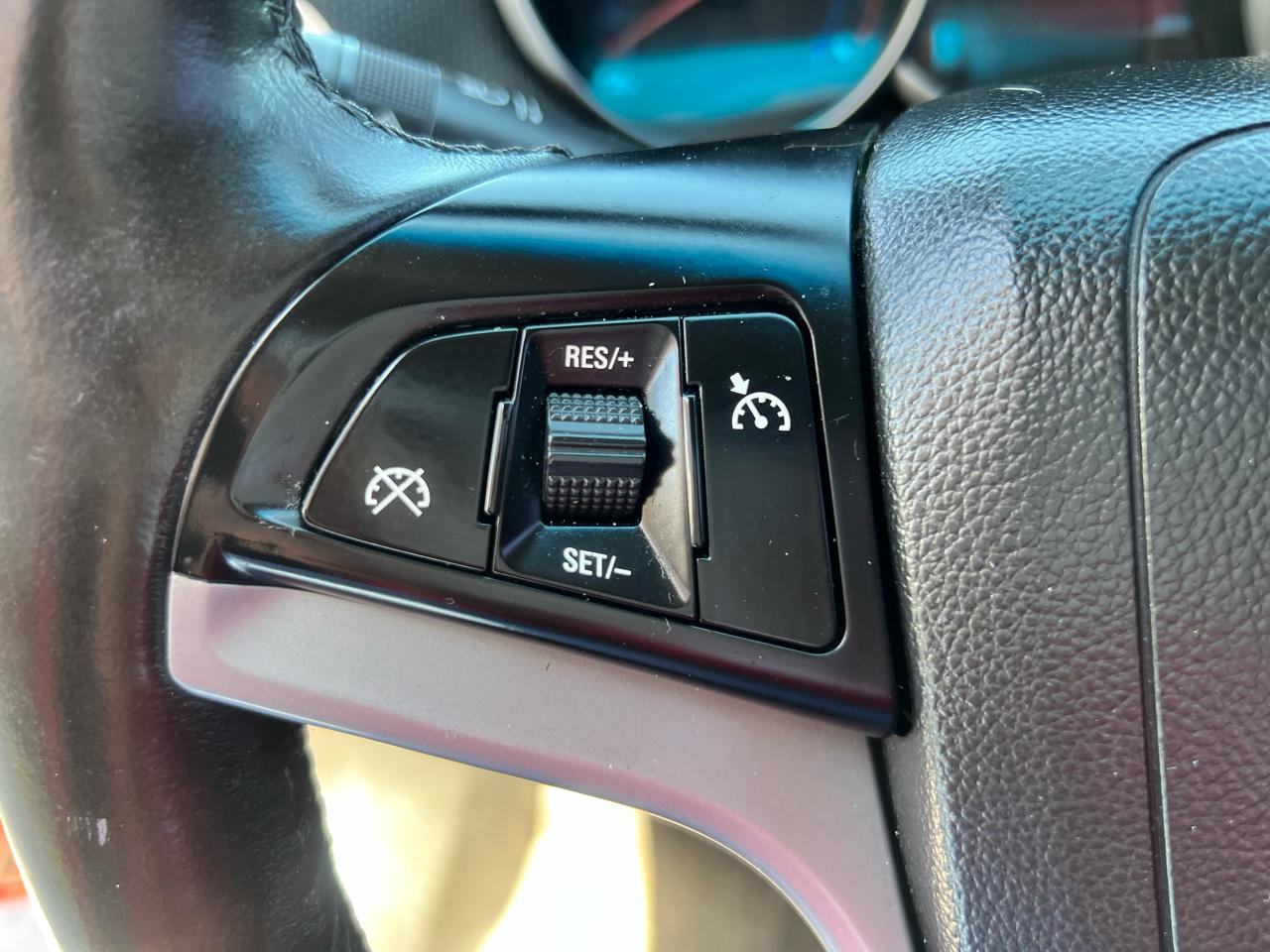 Chevrolet Cruze Limited 4dr Sdn Auto LT w/2LT 2016