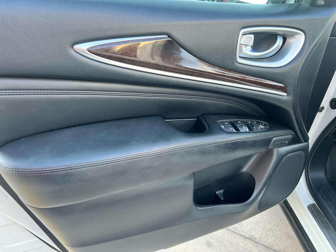 Infiniti QX60 FWD 4dr 2015