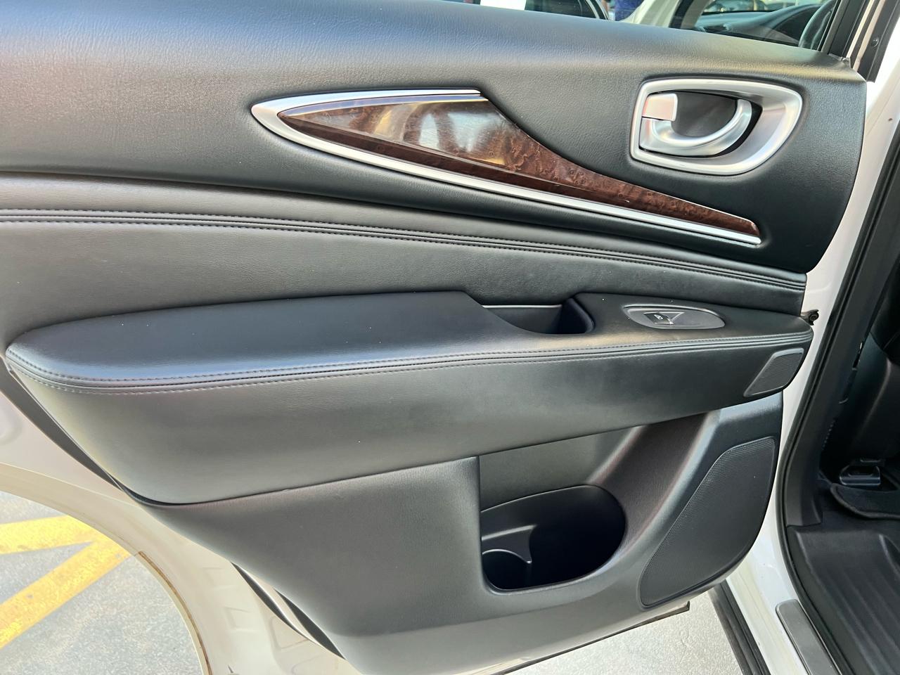 Infiniti QX60 FWD 4dr 2015