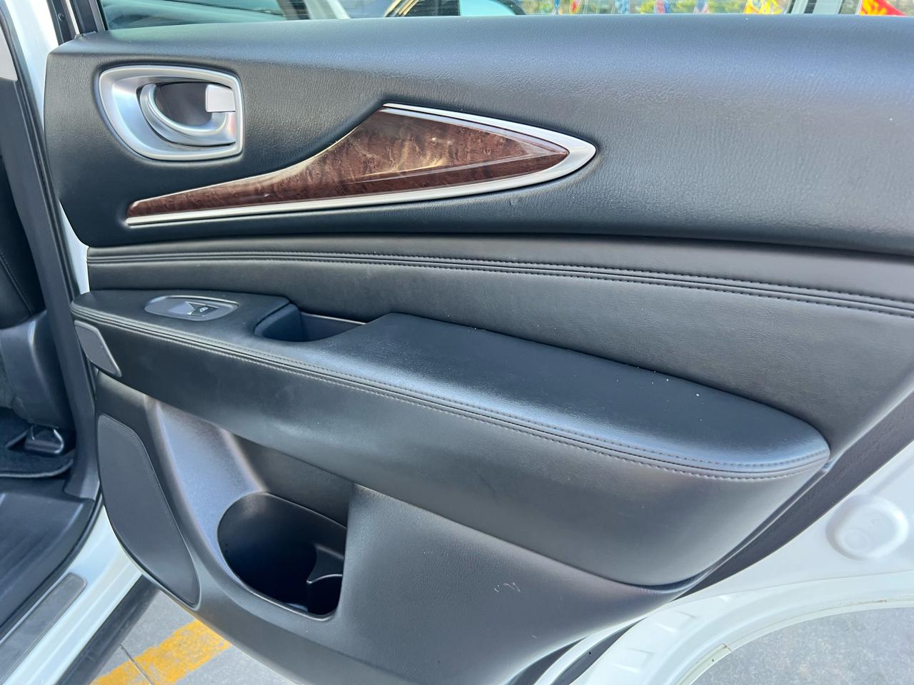 Infiniti QX60 FWD 4dr 2015