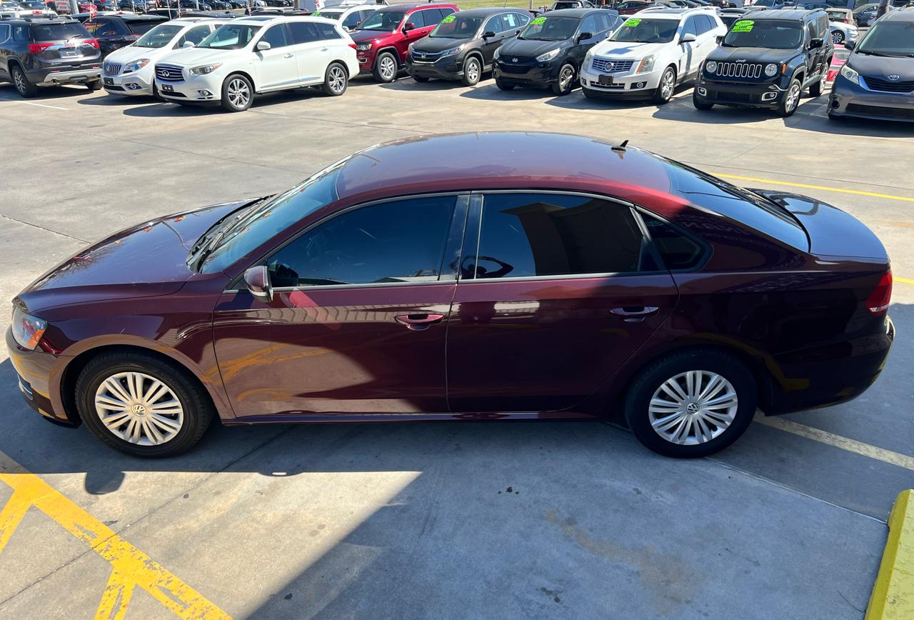 Volkswagen Passat 4dr Sdn 1.8T Auto Wolfsburg Ed 2014